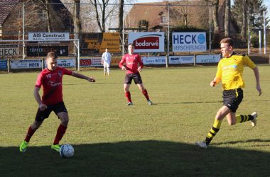 Spitzenspiel der 3. Provinzklasse D: Bütgenbach und Lontzen trennen sich 1:1 (Bild: Christoph Heeren/BRF)