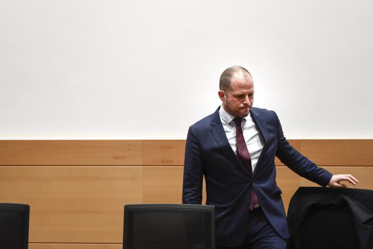 Theo Francken vor dem Innenausschuss der Kammer (Bild: Dirk Waem/Belga)