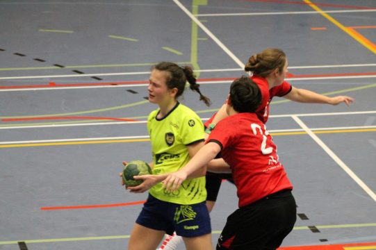 Handball-Landespokal: Sint-Truiden gegen HC Eynaetten-Raeren (Bild: Robin Emonts/BRF)