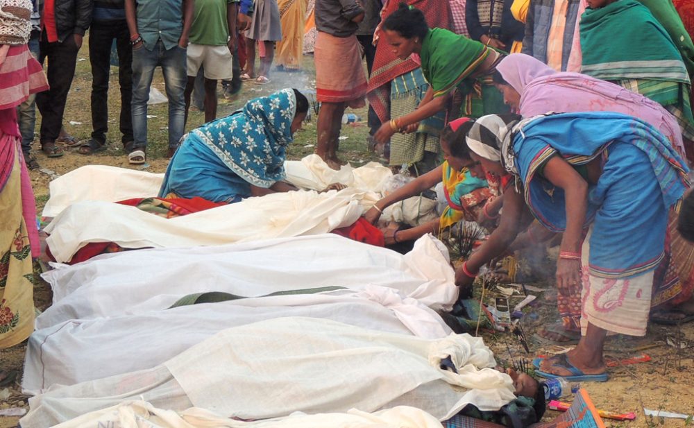 Tote durch selbst gebrannten Schnaps in Indien