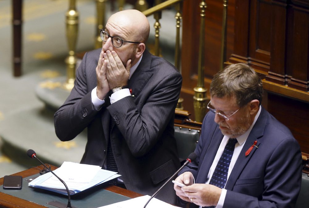 Premierminister Charles Michel und Kammerpräsident Siegfried Bracke (Bild: Nicolas Maeterlinck/Belga)