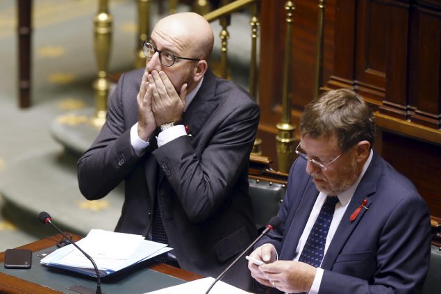 Premierminister Charles Michel und Kammerpräsident Siegfried Bracke (Bild: Nicolas Maeterlinck/Belga)