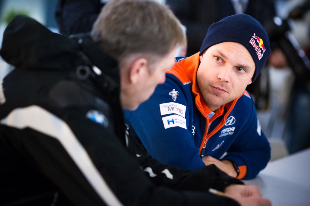 Andreas Mikkelsen bei der Rallye Schweden