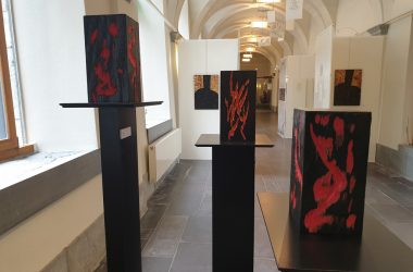 Ausstellung im Malmundarium würdigt Künstler und Dichter Robert Schaus (Bild: Lena Orban/BRF)