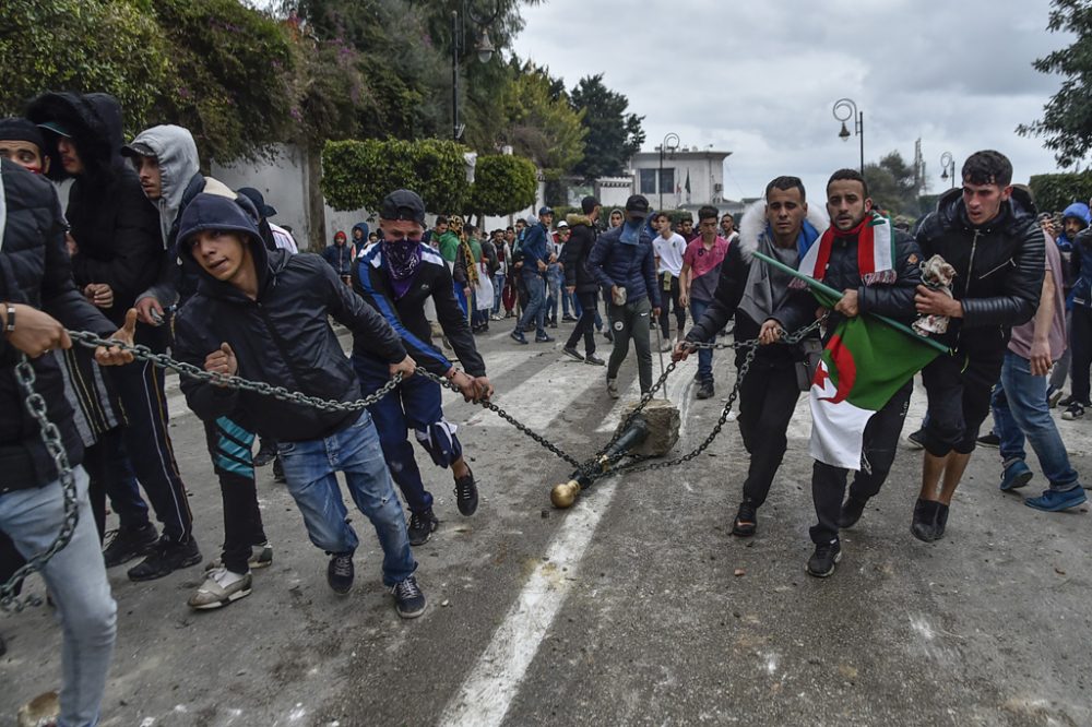 Demonstration gegen Bouteflika in Algier artet aus