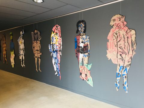 Migrantes: Retrospektive von Cristian Pineda in Eupen (Bild: Anne Kelleter/BRF)