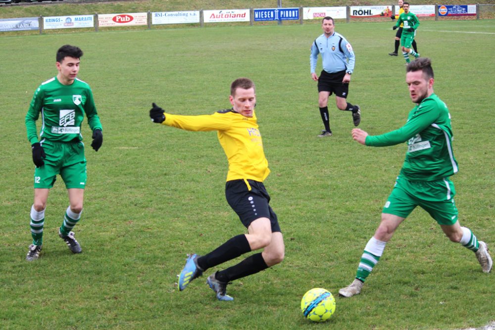 Büllingen gewinnt das Derby in Bütgenbach mit 2:1 (Bild: Christoph Heeren/BRF)