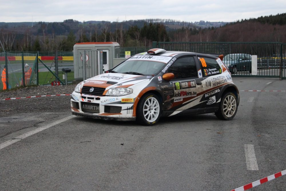 Lichtmaschinenschaden: Die WP "Francorchamps" fahren Stephan Hermann und Jean-Marc Bodarwé nicht mehr im Renntempo (Bild: Katrin Margraff/BRF)