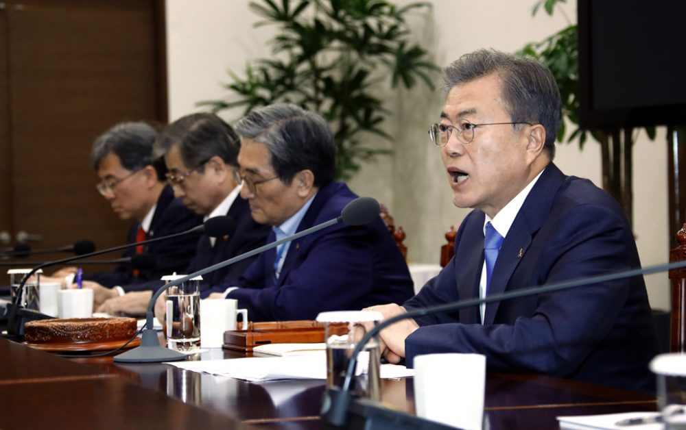 Nationaler Sicherheitsrat unter Vorsitz des südkoreanischen Präsidenten Moon Jae In (Bild: Yonhap/AFP)