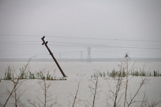 Überflutete Felder in Beira in Zentralmosambik (Bild: Adrien Barbier/AFP)