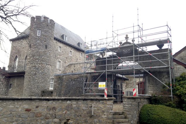 Torbogen der Burg Raeren