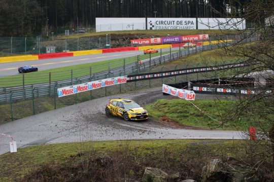 Die Rennstrecke wird am Samstag gleich doppelt genutzt (Bild: Katrin Margraff/BRF)