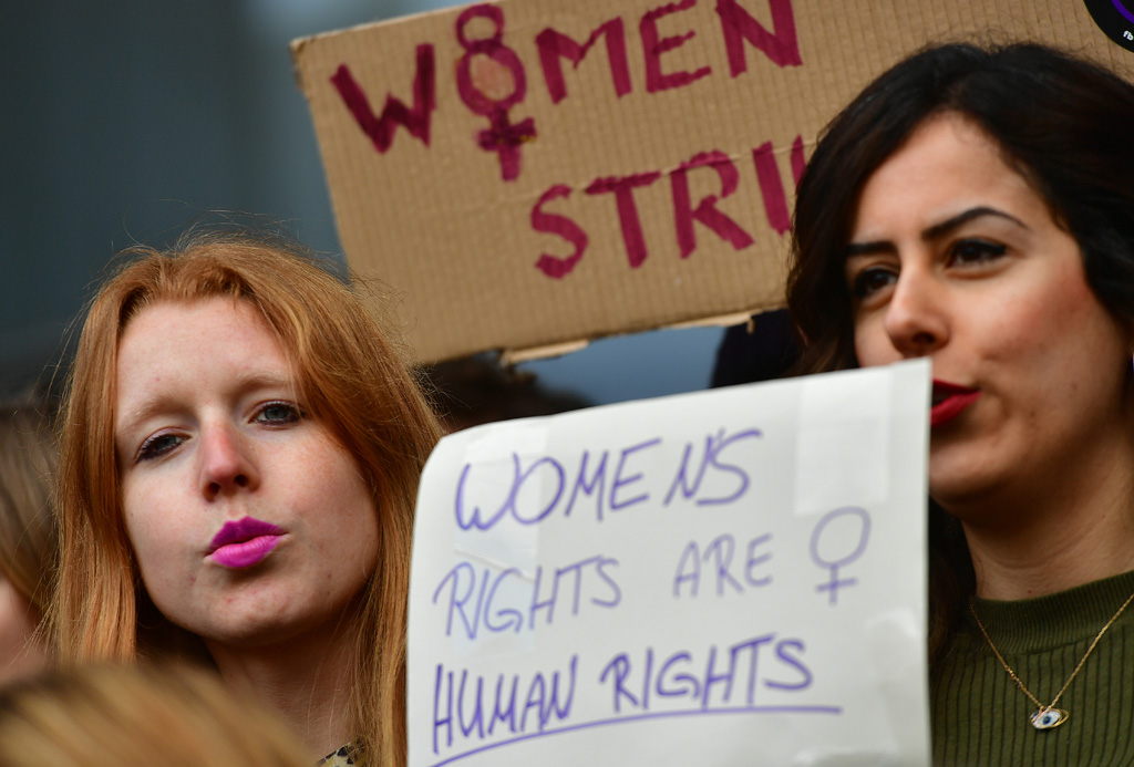 Protestaktion zum Welttag der Frauenrechte in Brüssel