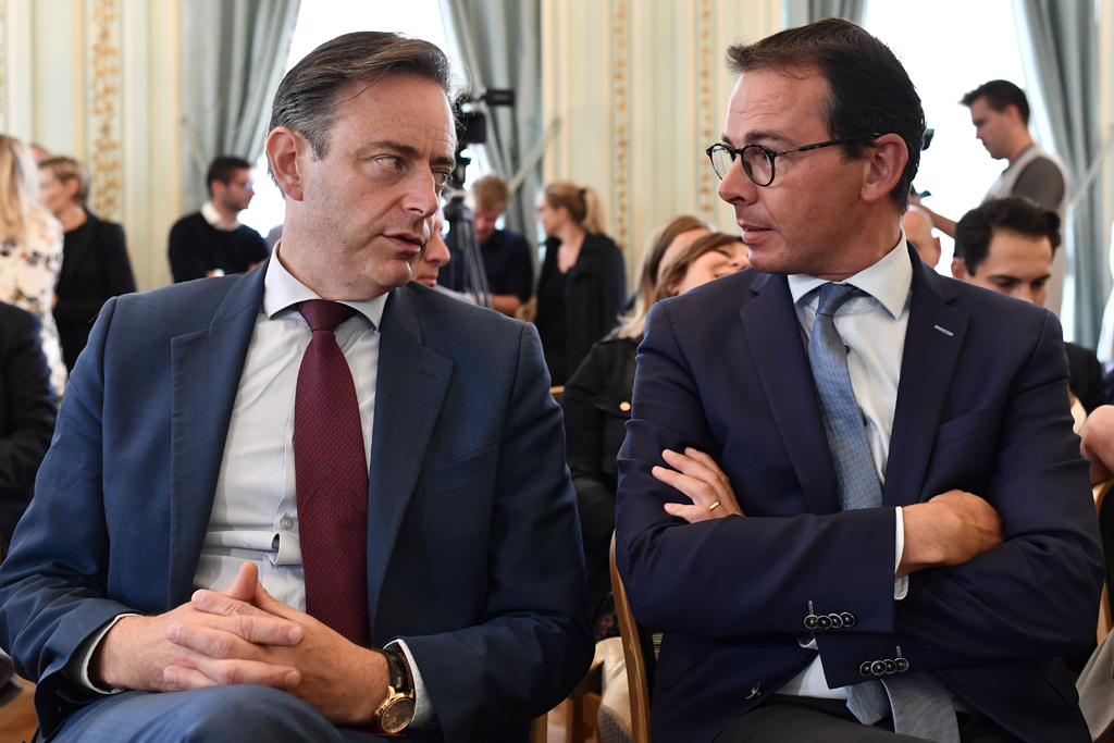 N-VA-Chef Bart De Wever und CD&V-Präsident Wouter Beke (Bild: Dirk Waem/Belga)