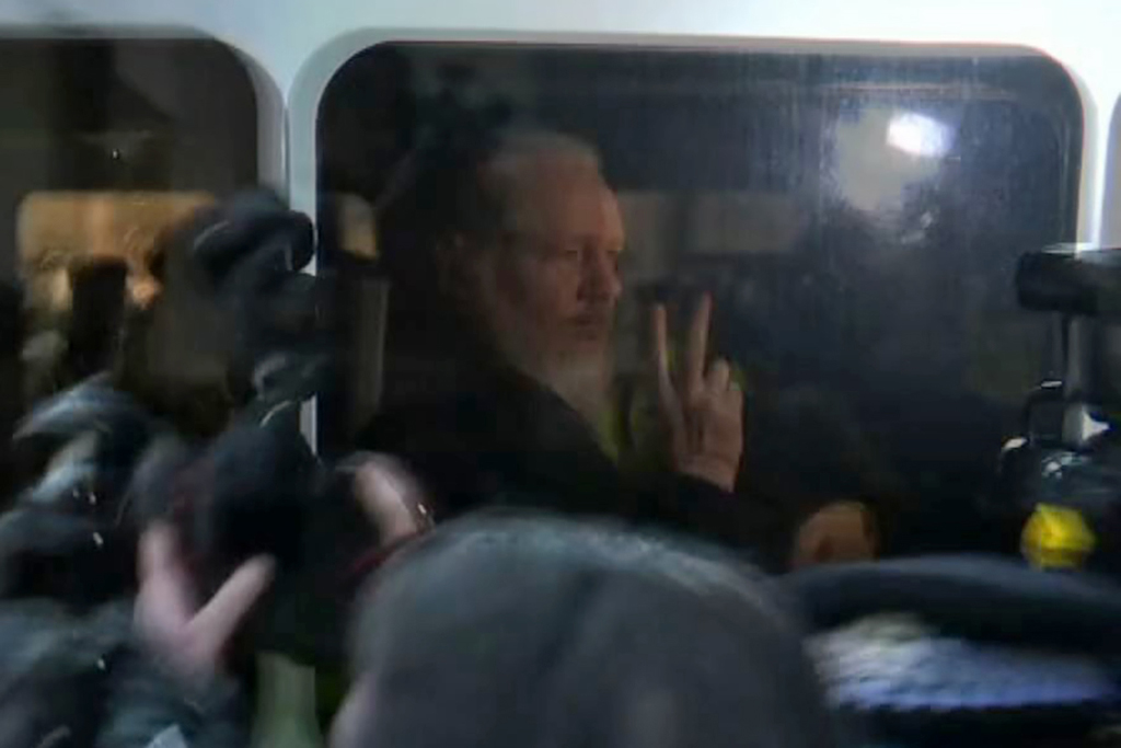 Julian Assange am Tag seiner Verhaftung (Bild: AFP)