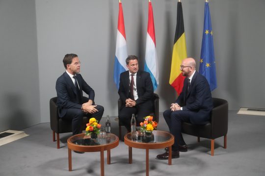 Die Regierungschefs der Benelux-Länder (vlnr): Mark Rutte (NL), Xavier Bettel (Lux) und Charles Michel (B