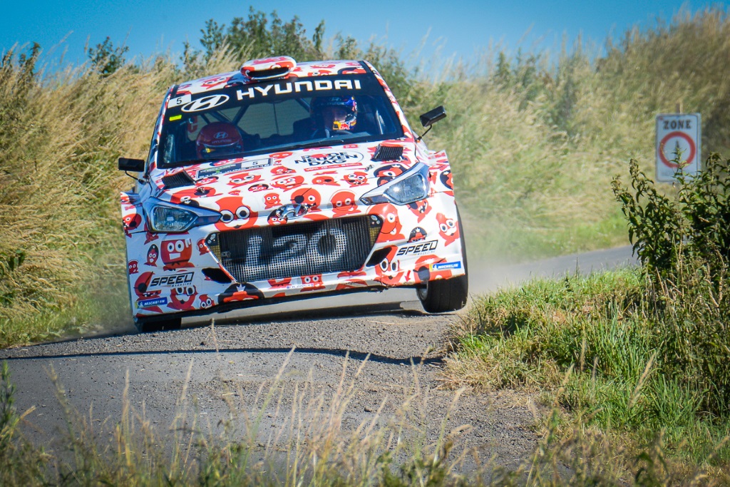 Thierry Neuville und Nicolas Gilsoul haben die Ypern-Rallye 2018 gewonnen - damals im Hyundai i20 R5 (Bild: BRC)