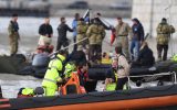 Schiffsunglück auf der Donau in Budapest (Foto: Attila Kisbenedek, AFP)