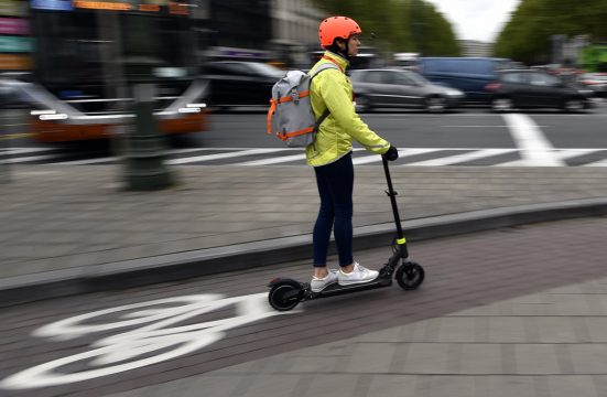 E-Scooter in Brüssel (Archivbild: Eric Lalmand/Belga)