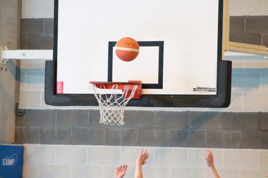 Basketballkorb (Illustrationsbild: Robin Emonts, BRF)