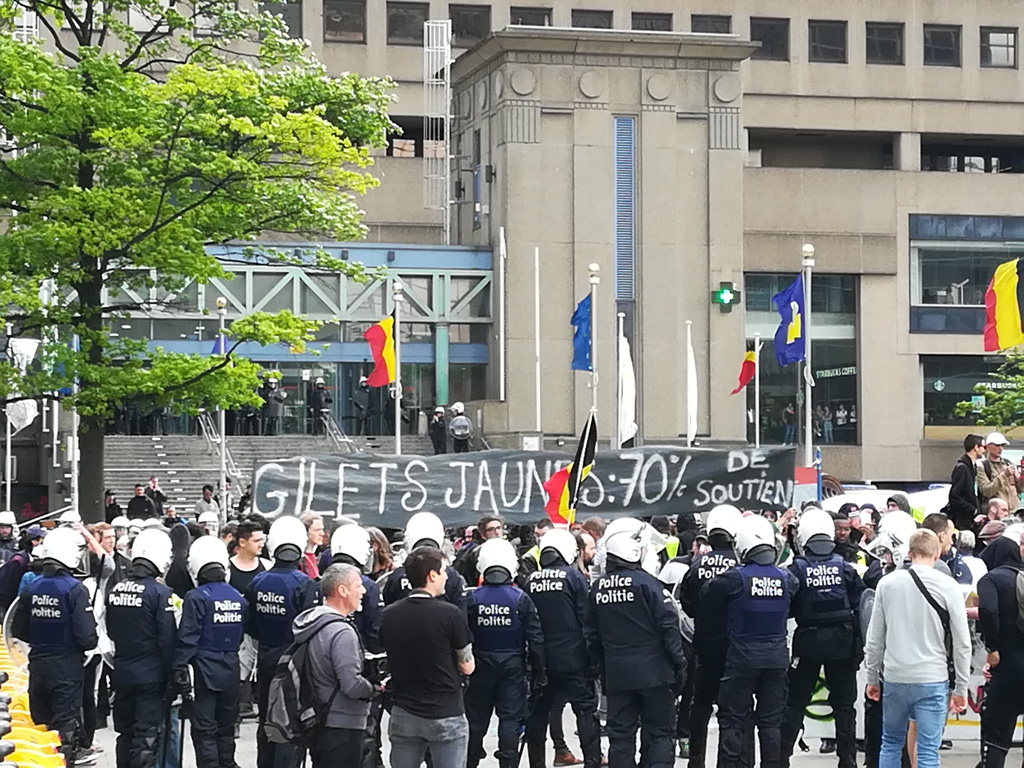 Demo der Gilets Jaunes in Brüssel (Bild: Antony Gevaert/Belga)