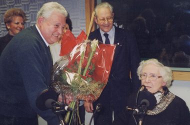 Inge Gerckens bei ihrer letzten Sendung im Dezember 1999 (Bild: BRF)