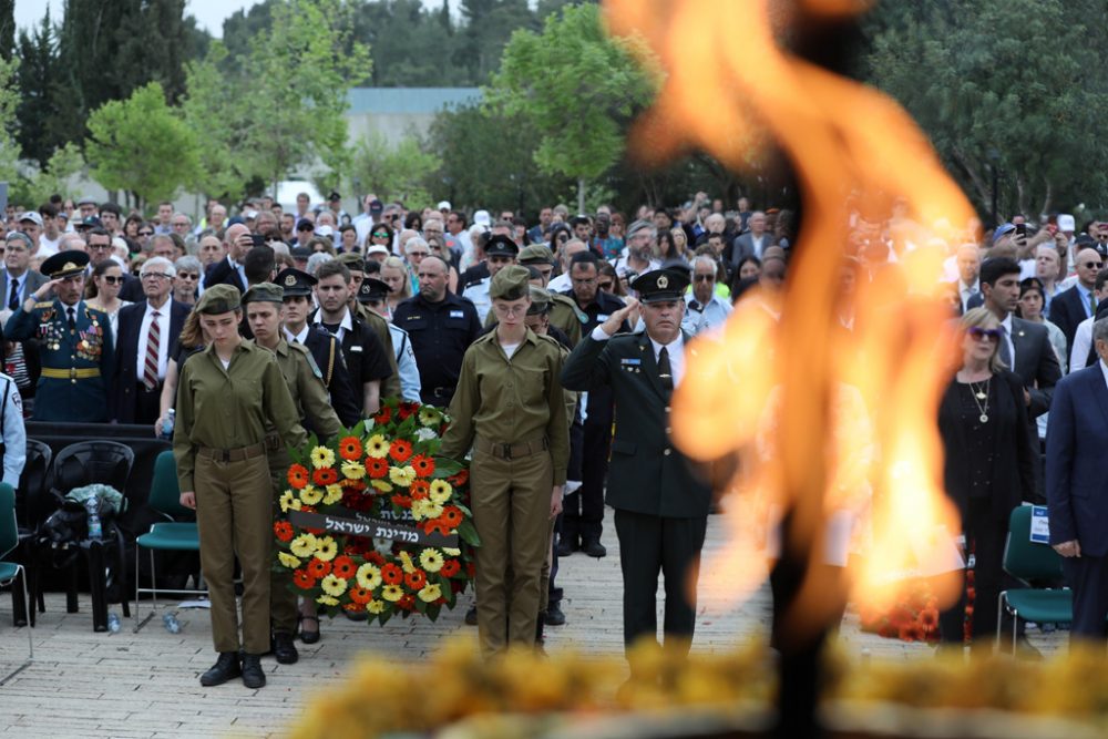 Gedenkzeremonie in Jad Vaschem (Bild: Abir Sultan/AFP)