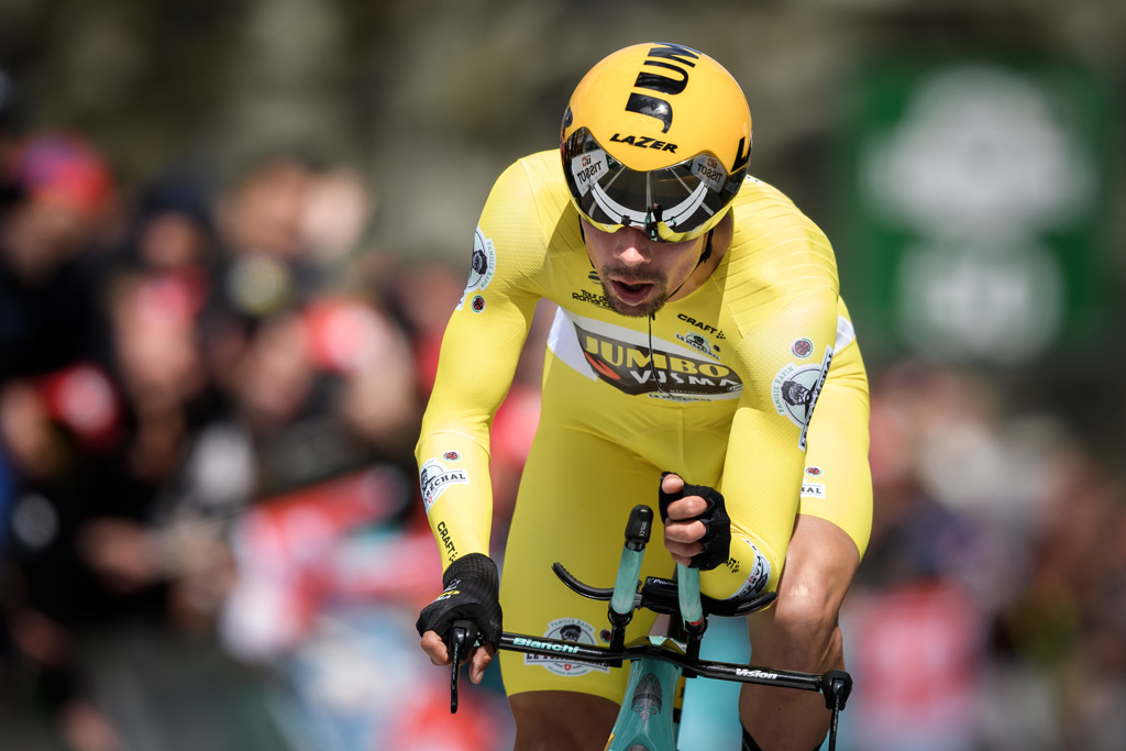 Primoz Roglic gewinnt das Zeitfahren bei der Tour de Romandie und sichert sich den Gesamtsieg (Bild: Fabrice Coffrini/AFP)