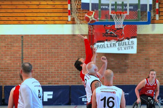 Roller Bulls beenden Saison mit Niederlage gegen Köln (Bild: Robin Emonts/BRF)