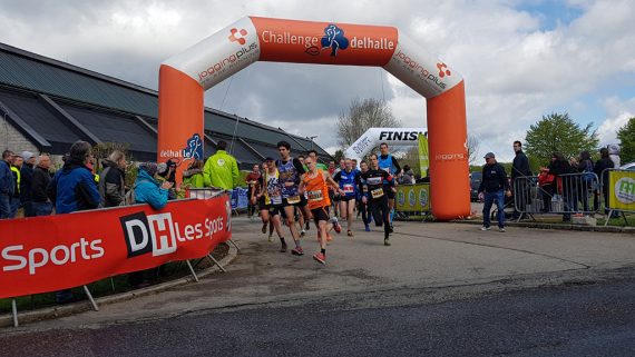 Runde um den See in Bütgenbach (Bild: Christophe Ramjoie/BRF)