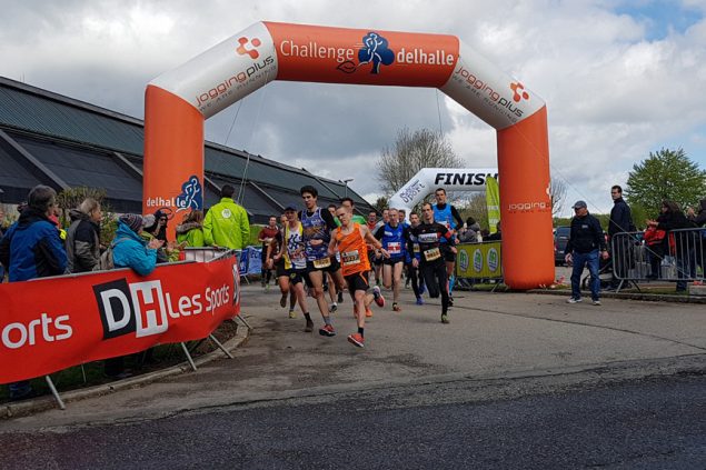 Runde um den See in Bütgenbach (Bild: Christophe Ramjoie/BRF)