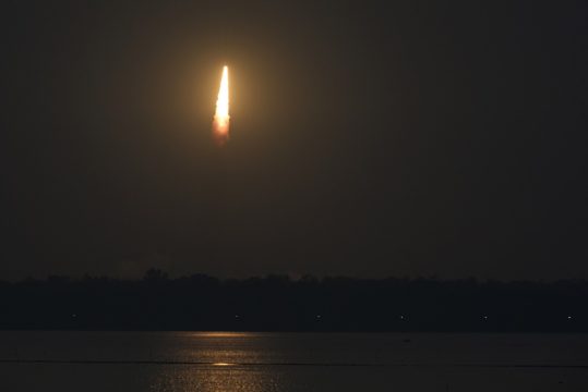 Abschuss eines Satelliten - Bild: Arun Sankar/AFP