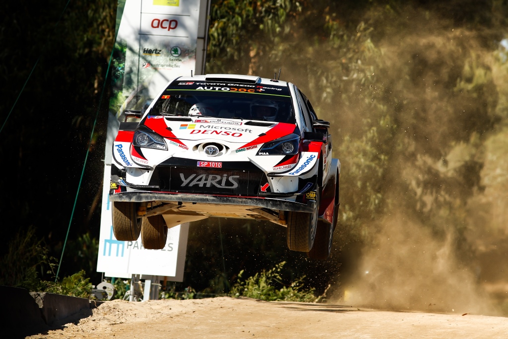 Ott Tänak/Martin Jarveoja liegen an der Spitze der Rallye Portugal (Bild: Toyota Gazoo Racing)