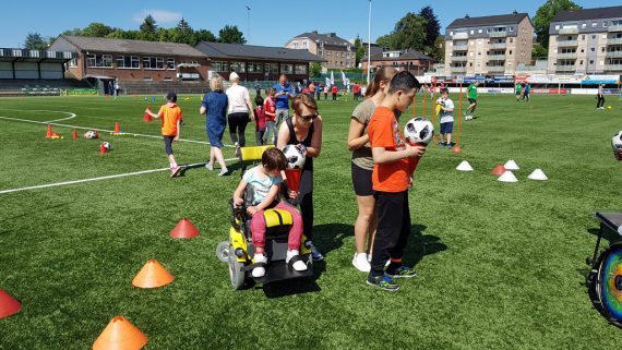 Handifoot-Festival in Kelmis (Bild: Christophe Ramjoie/BRF)