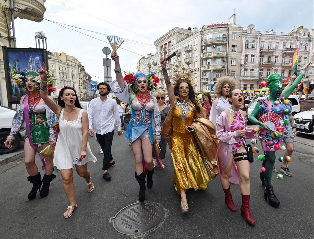Demo in Kiew für die Rechte von Homosexuellen (Bild: Genya Savilov/AFP)