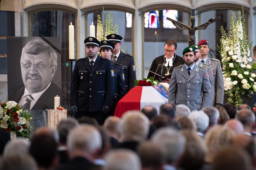 Beerdigung von Walter Lübcke in Kassel am 13. Juni (Bild: Swen Pförtner/AFP)