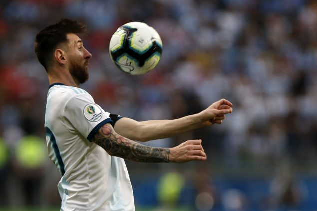 Lionel Messi beim Spiel gegen Katar (Bild: Jeferson Guareze/AFP)