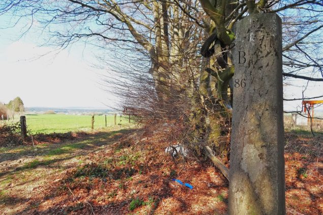 Preußischer Grenzpfahl Nr. 86 (Bild: Tourismusagentur Ostbelgien)