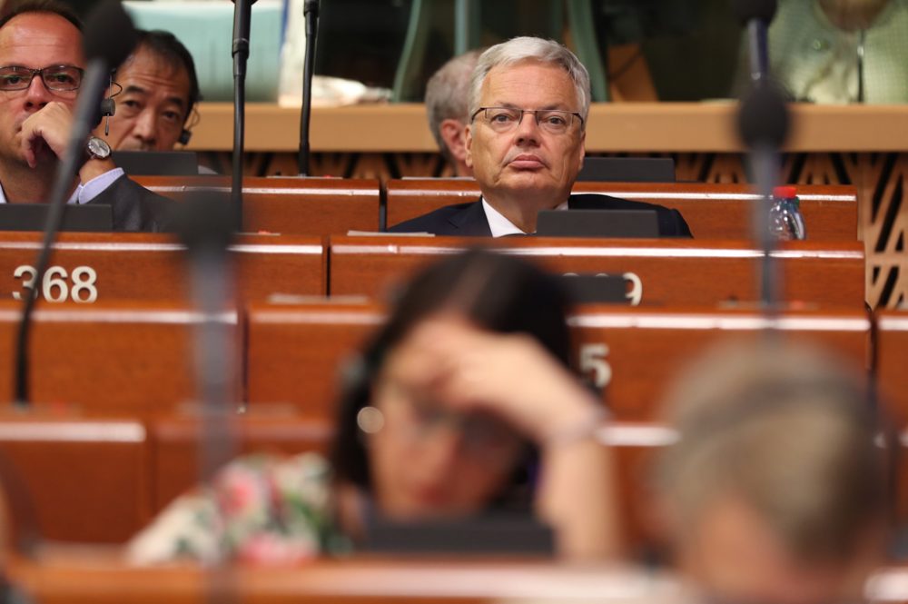 Didier Reynders während der Wahl in Straßburg (Bild: Benoît Doppagne/Belga)