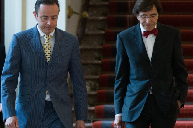 N-VA-Chef De Wever (l.) und PS-Präsident Di Rupo (2014)