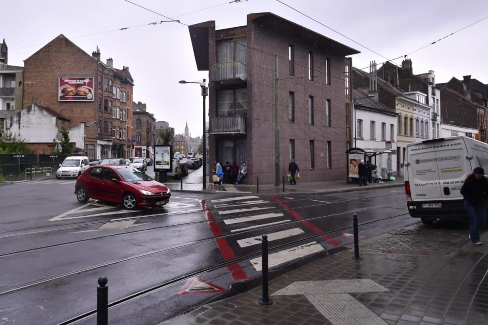 Straßenecke, an der sich der Unfall in Schaerbeek ereignete (Bild: Laurie Dieffembacq/Belga)