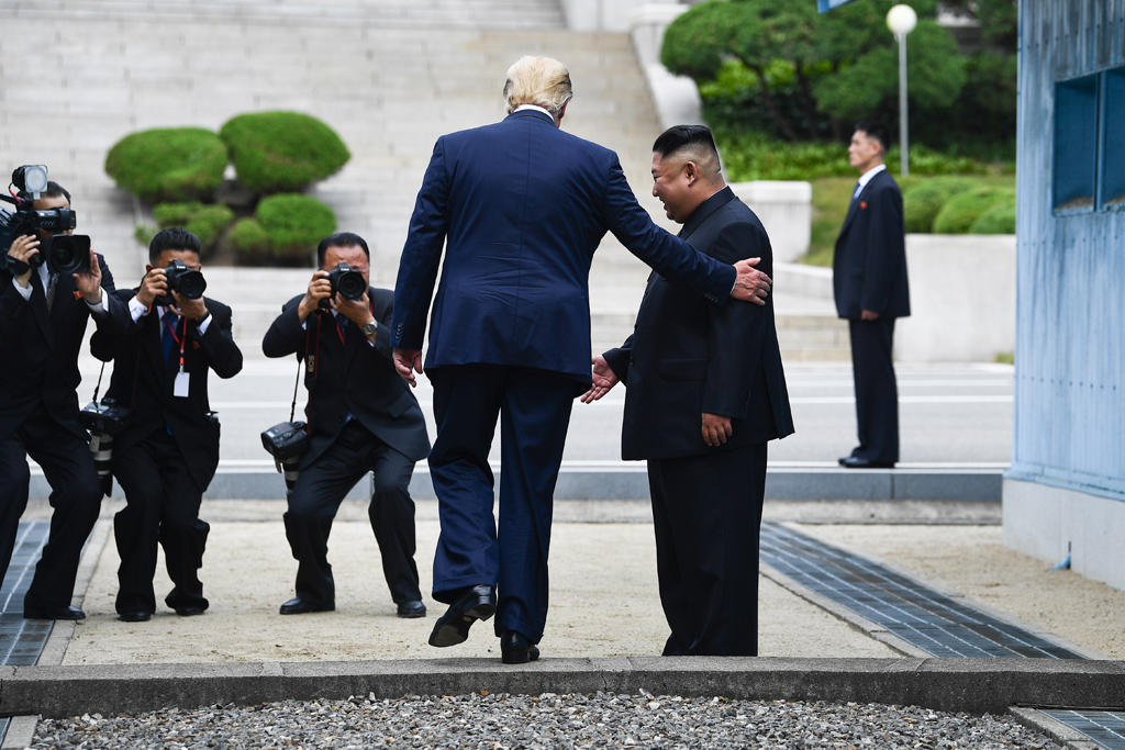 Als erster US-Präsident betrat Trump nordkoreanischen Boden (Bild: Brendan Smialowski/AFP)