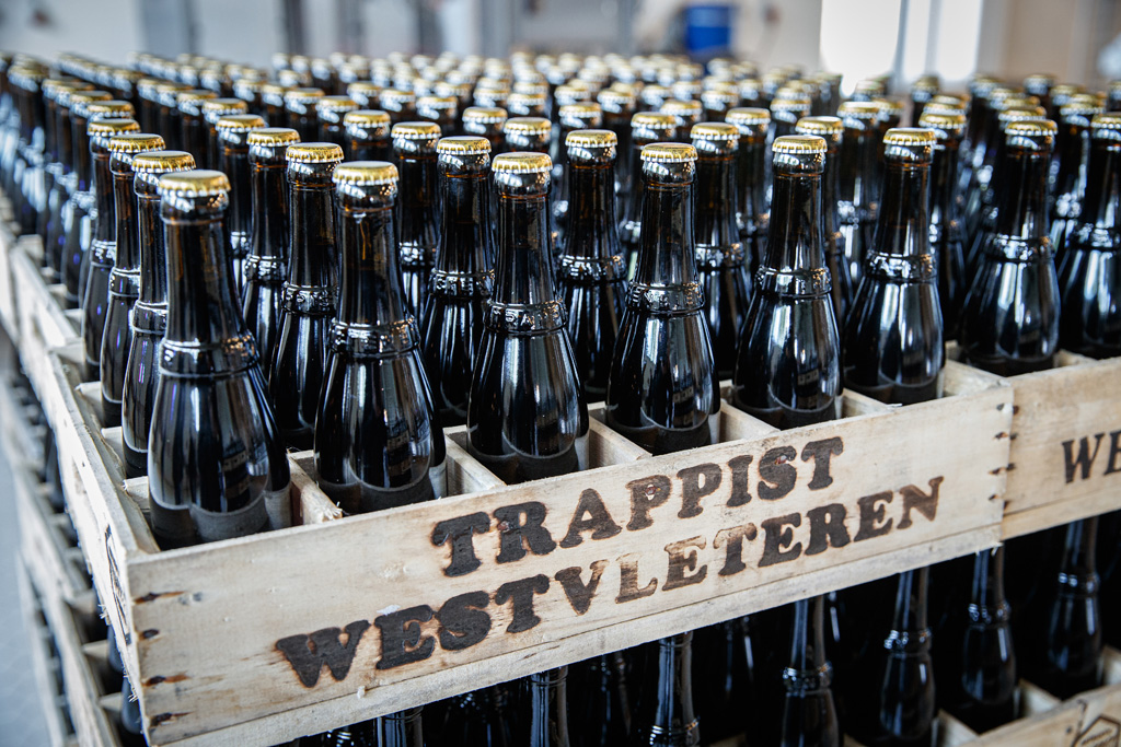 Westvleteren-Bierflaschen in der Sint-Sixtus-Abtei