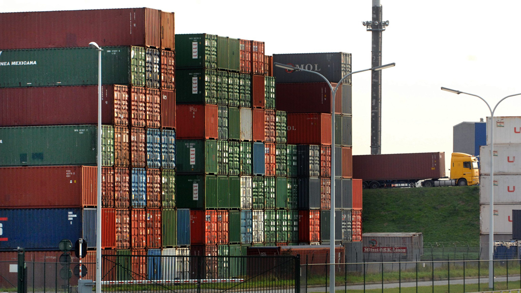 Container am Antwerpener Hafen