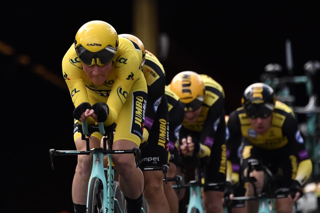 Zweite Etappe der Tour de France: Mannschaftszeitfahren in Brüssel