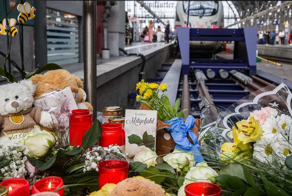 Gedenken in Frankfurt (Bild: Frank Rumpenhorst/DPA/AFP)
