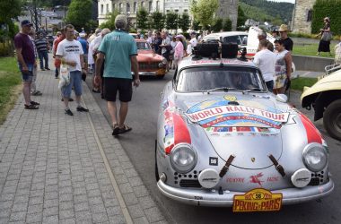 Oldtimer Rallye Peking Paris macht Zwischenstopp in Malmedy