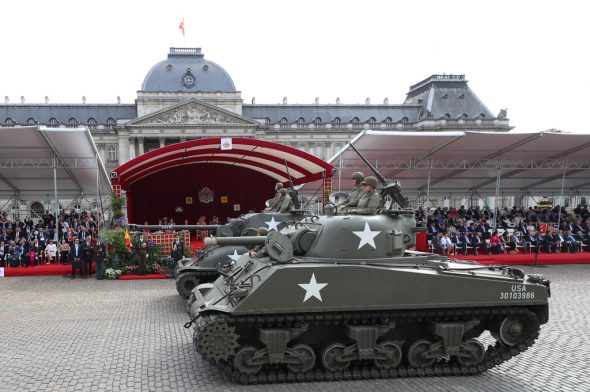 Militärparade zum 21. Juli in Brüssel (Bild: Benoît Doppagne/Belga)