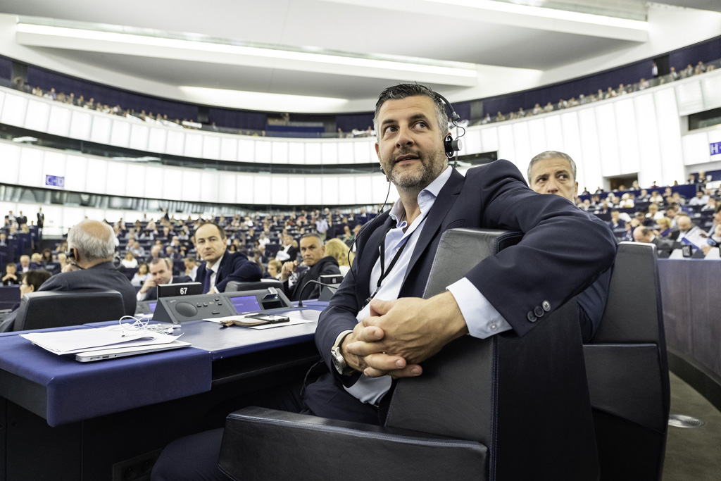 Pascal Arimont im Plenarsaal des Europäischen Parlaments (Archivbild: Büro Arimont)