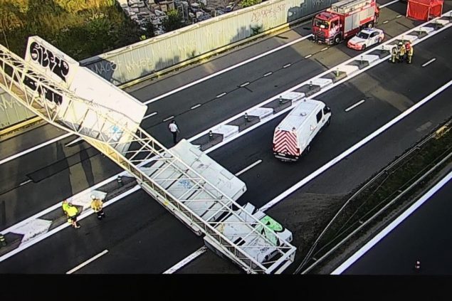 Unfall auf Brüsseler Ring (Bild: Belga/ Gaelle Ponselet)